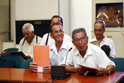 Member of the Seniors Association listen eagerly to the lecture of gateball.