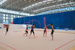 Chinese champion's rhythmic gymnastics players to practice 